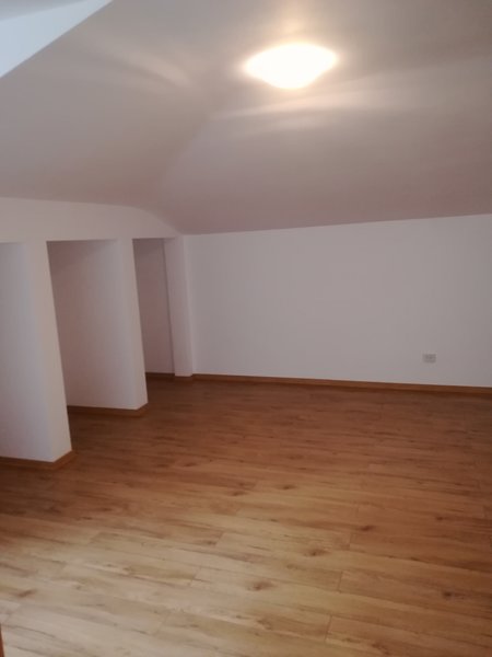 Armeneasca biserica, 4 camere, 1/1, semidec